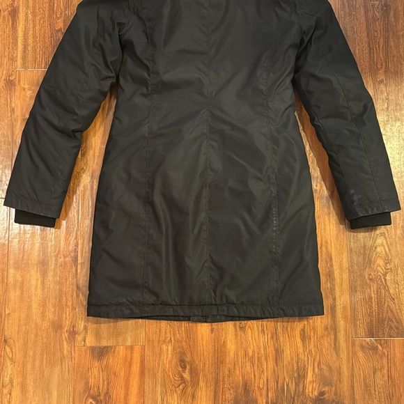 Aritzia Babaton goose down faux fur Parker. Waterproof and windproof fabric. - Picture 13 of 13